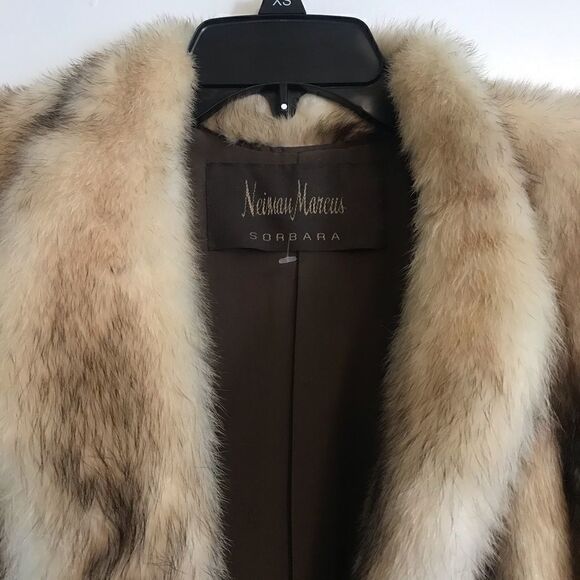 Neiman Marcus Sorbara Fitch Fur Coat - Picture 6 of 9